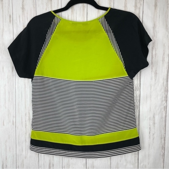 Diane Von Furstenberg 100% silk vintage blouse small - Picture 3 of 5